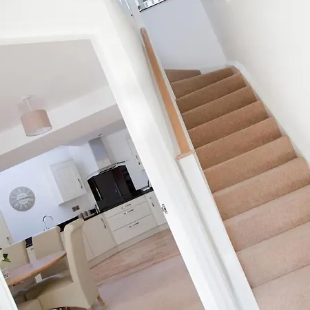 Beautiful 3 Bedroom House, Holiday home