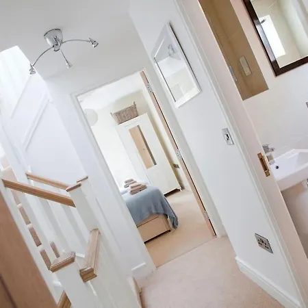 Beautiful 3 Bedroom House, Holiday home *